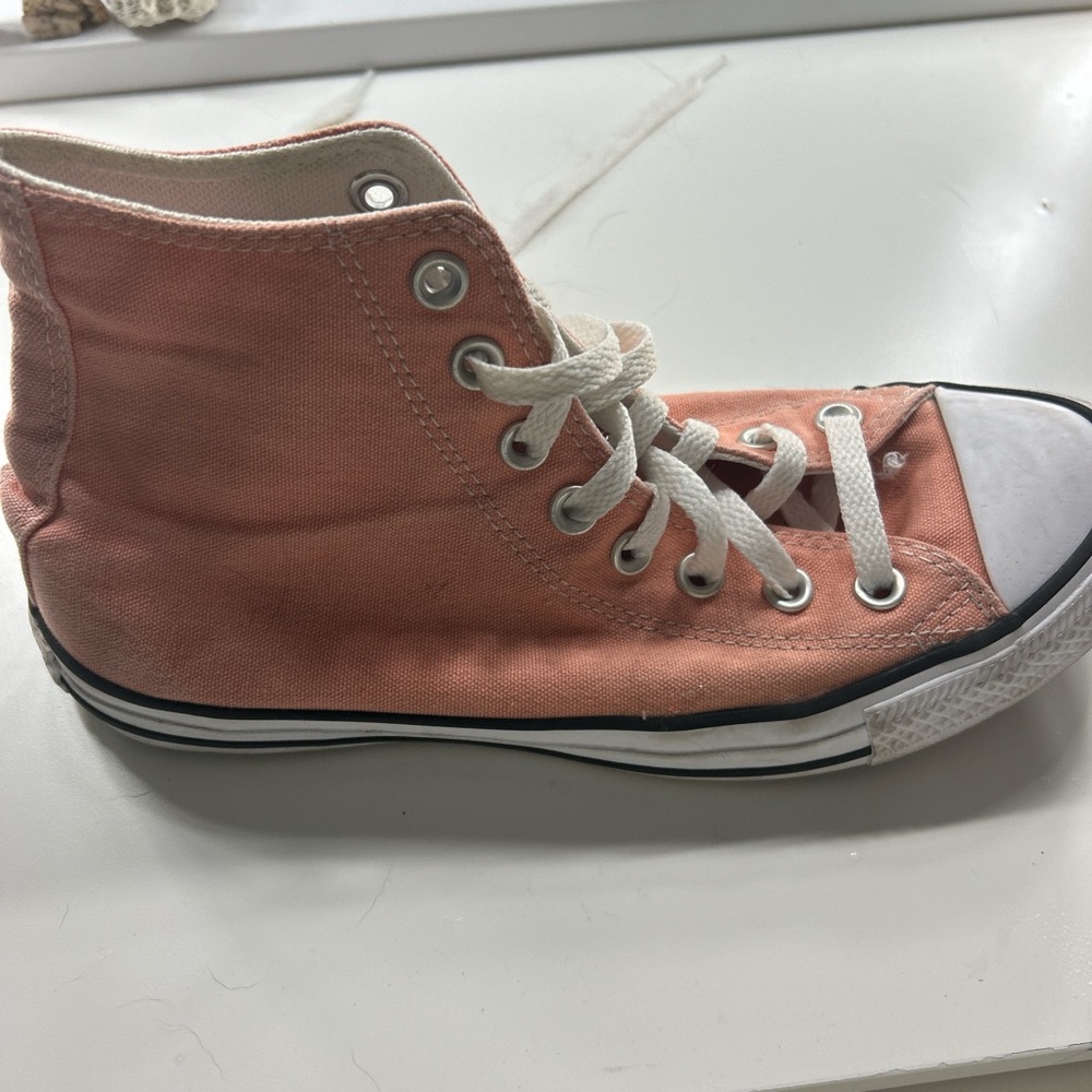 Converse Light Pink High-Tops